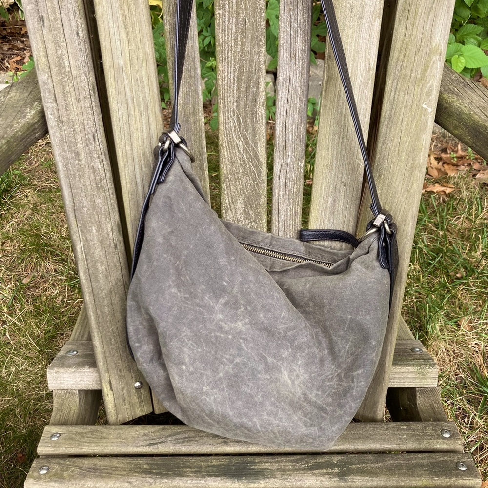 Rough and Tumble small canvas hobo with vintage quilted lining